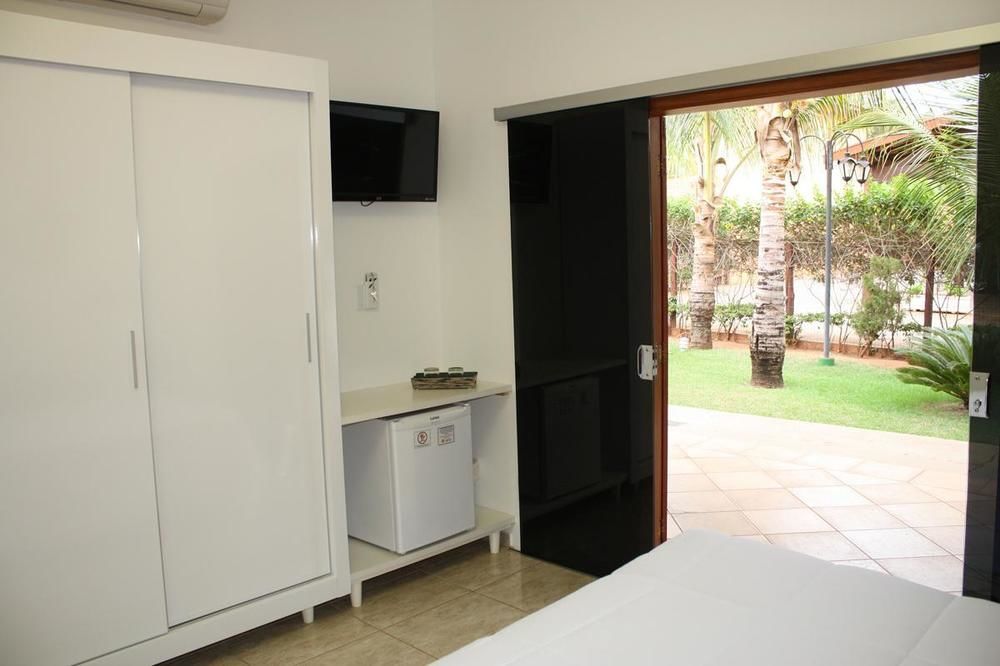 Hotel Pousada Brilho Do Sol Olímpia Extérieur photo